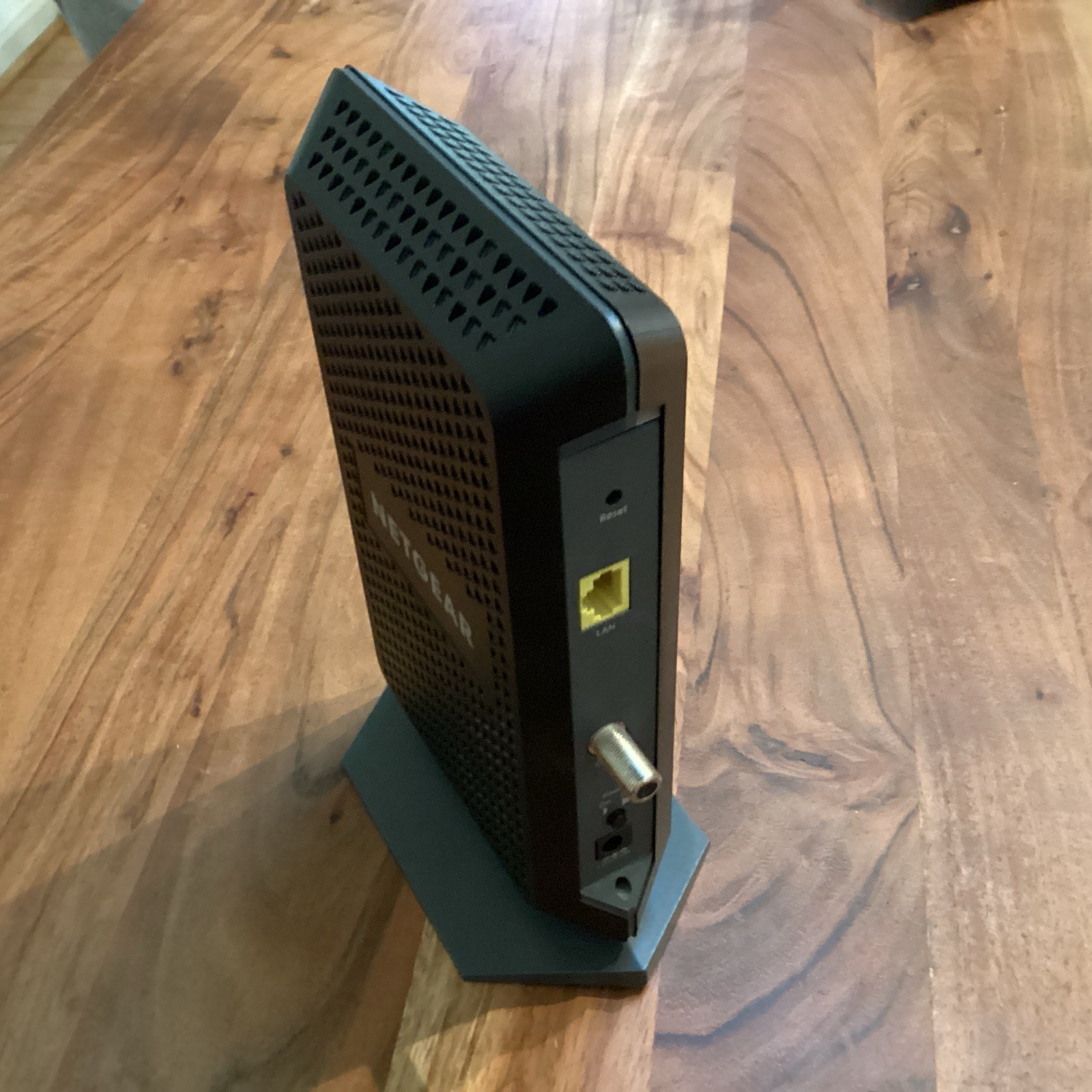Netgear CM1000v2 Nighthawk DOCSIS 3.1 Cable Modem