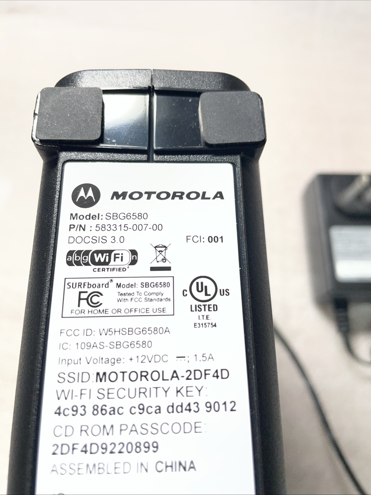 MOTOROLA ARRIS SURFboard SBG6580 DOCSIS 3.0 Cable Modem. tested And Works.