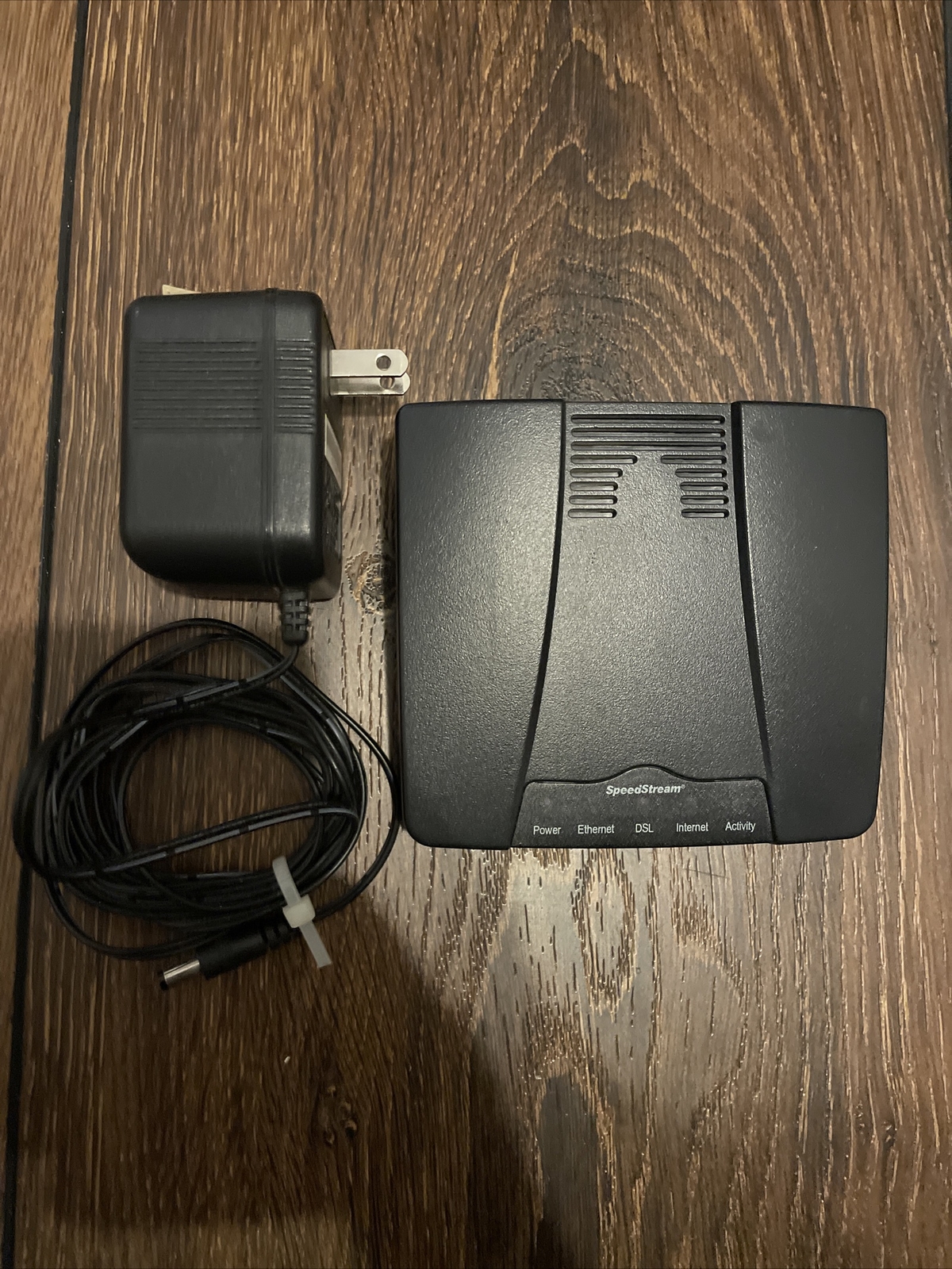 Siemens SPEEDSTREAM 4100 Ethernet DSL Modem 060 D141 A12 FREE