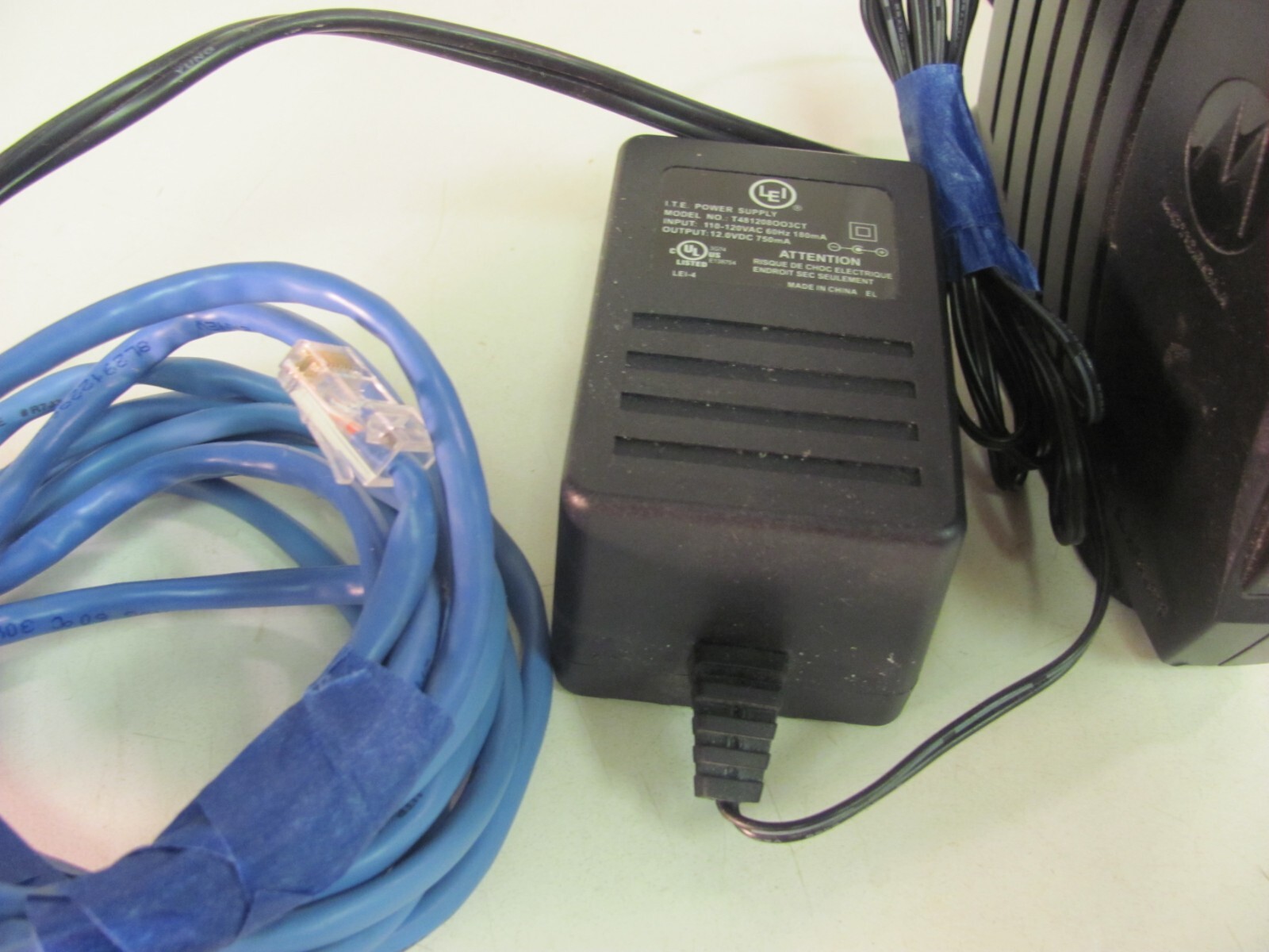 Motorola SURFboard SB5101 DOCSIS 2.0 (38.91 Mbps) Cable Modem w/ AC Adapter