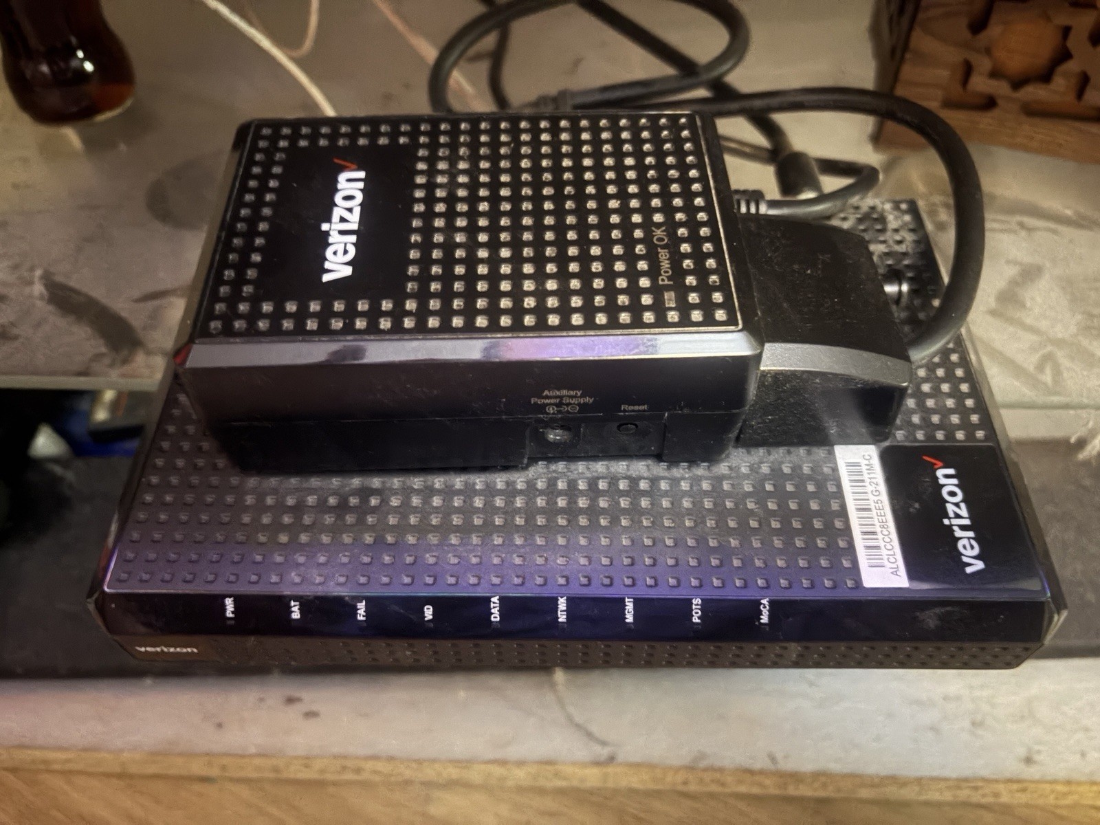Verizon FIOS Optical Network Terminal G-211M-C Modem & Power Supply