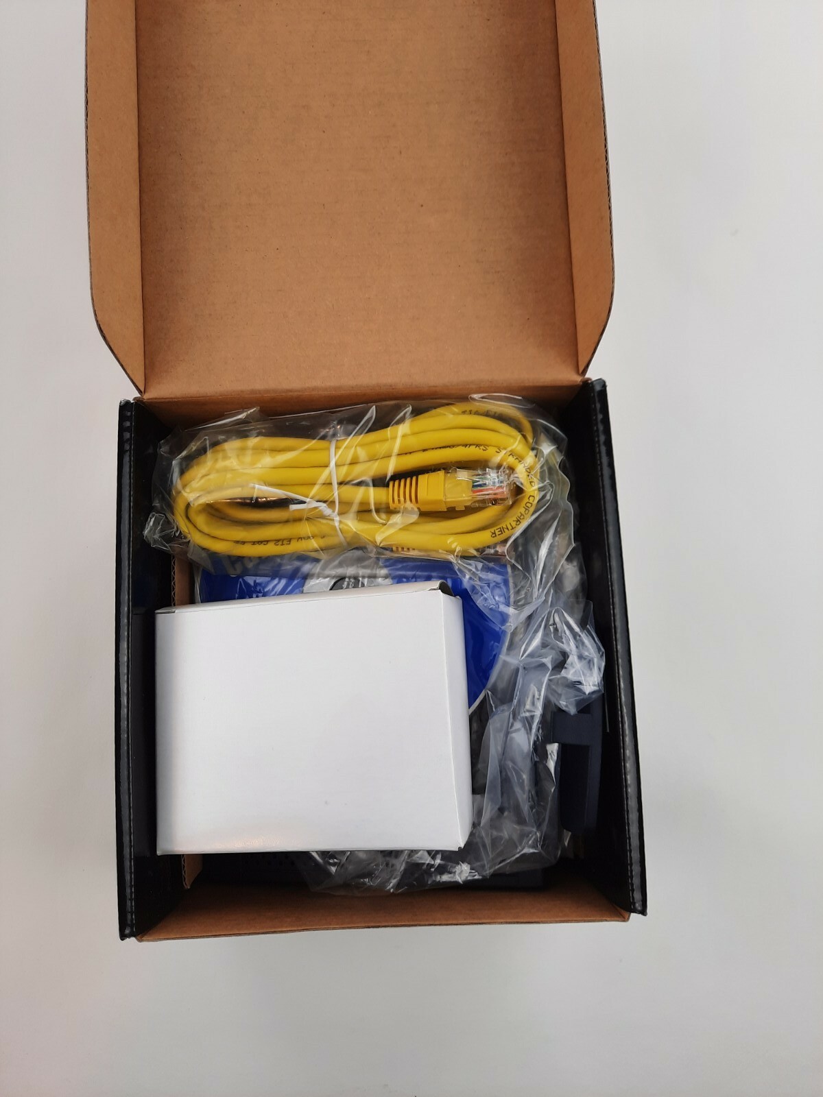 Zoom DOCSIS 3.0 Cable Modem 343 Mbps Speed 5341-00-03J GB