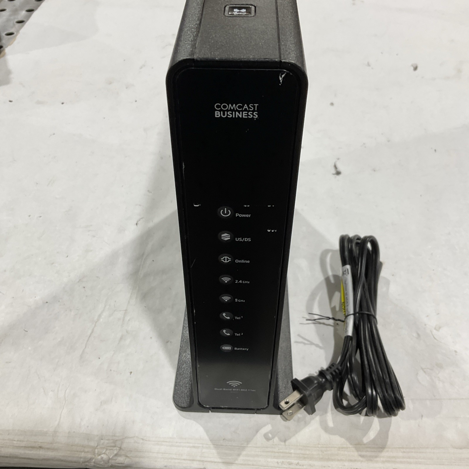 Technicolor DPC3941B Comcast Business Dual Band WiFi Cable Modem Router