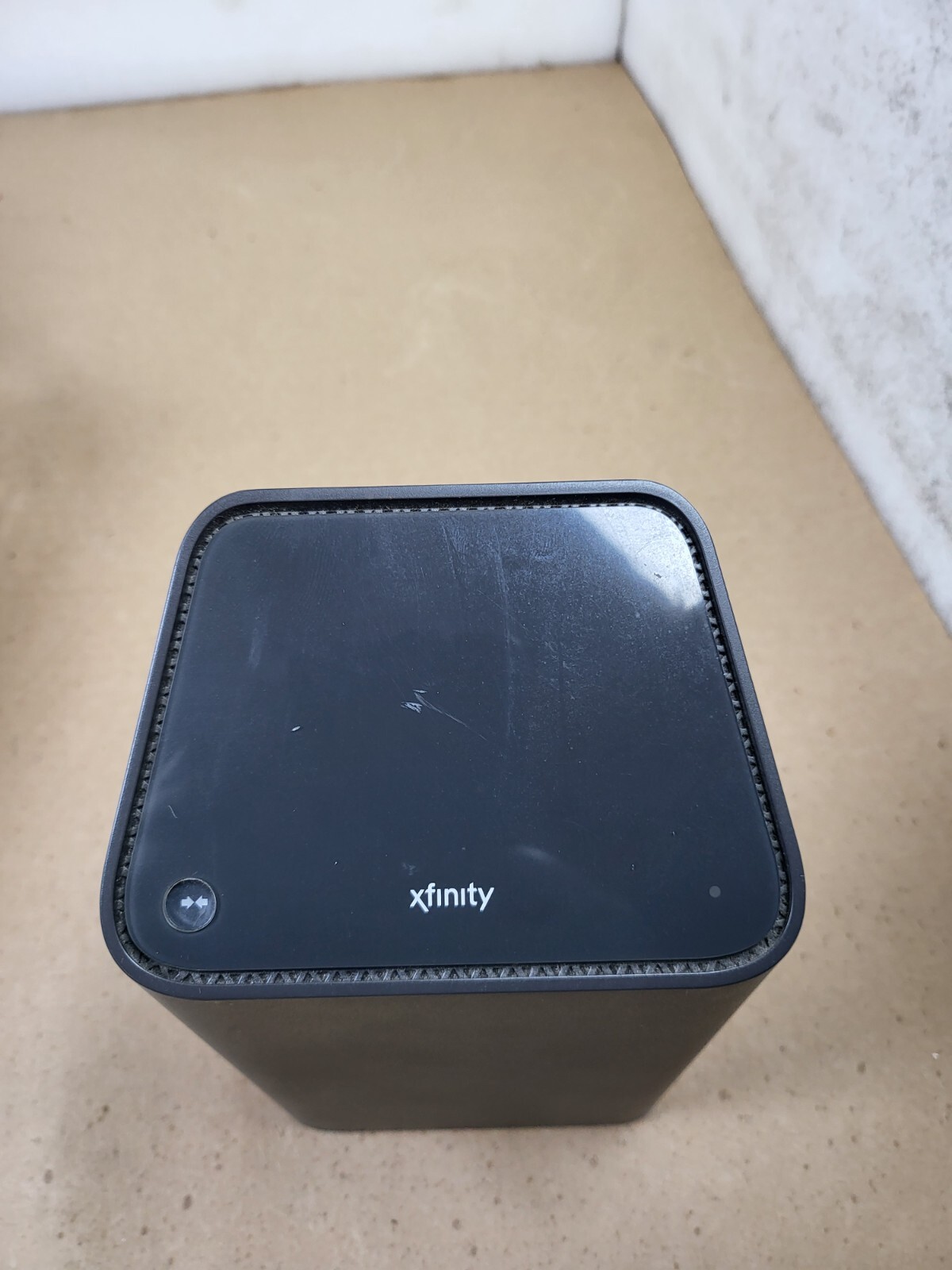 XFINITY XB6-A TG02DCW3482P2CT Modem For Parts or Not Working No Power Cord Read!