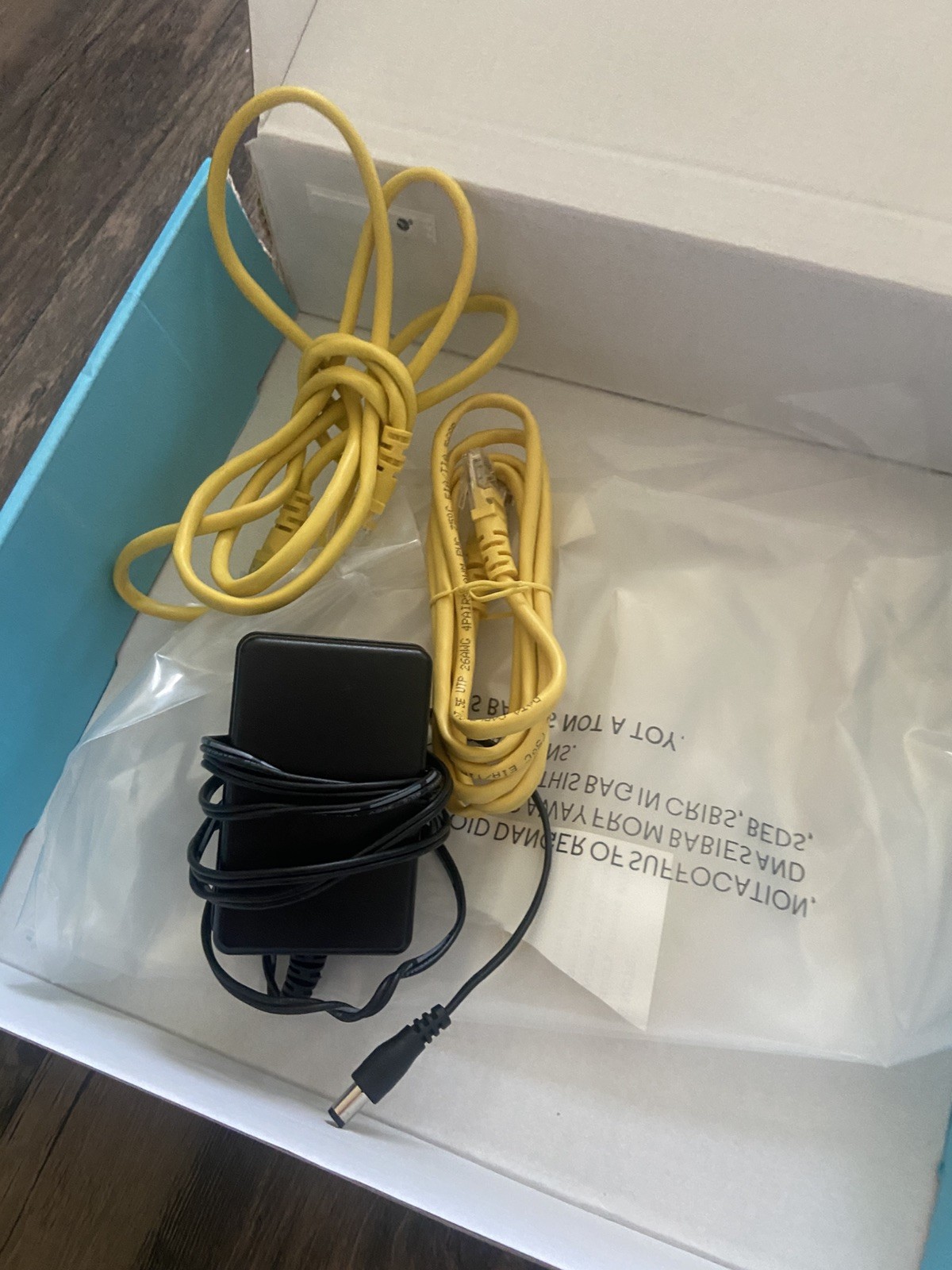 Motorola MG7700 AC1900 Dual-Band DOCSIS 3.0 Cable Modem Router