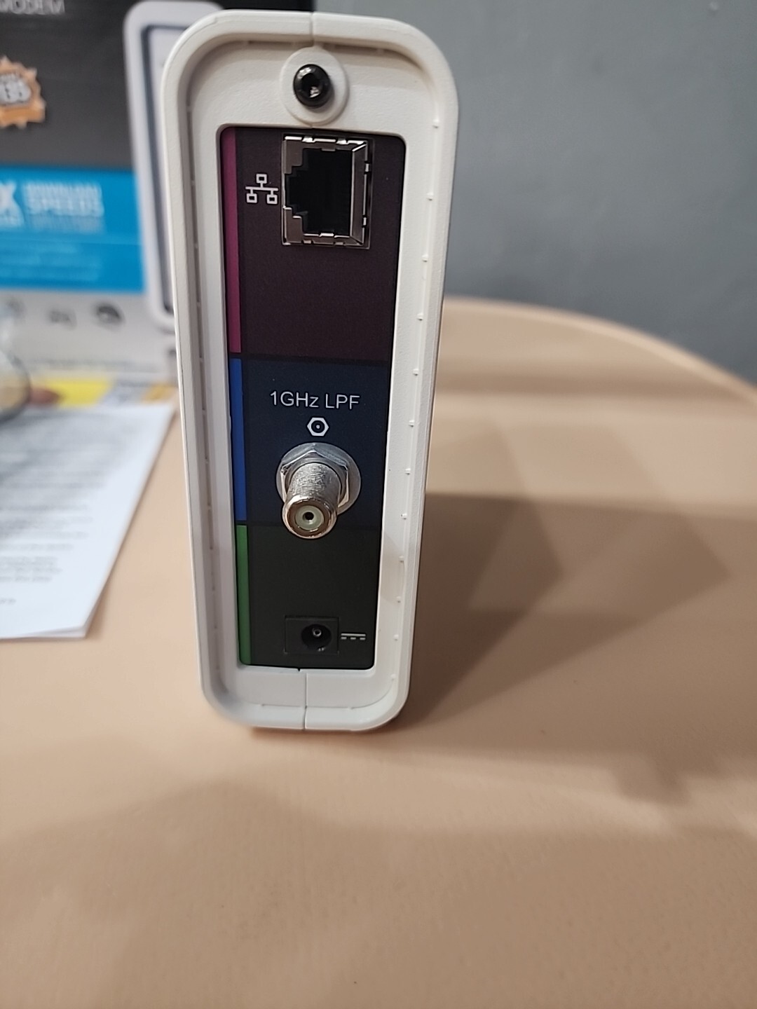 ARRIS SURFboard SB6141 8×4 DOCSIS 3.0 Cable Modem Whit Only Power Cable