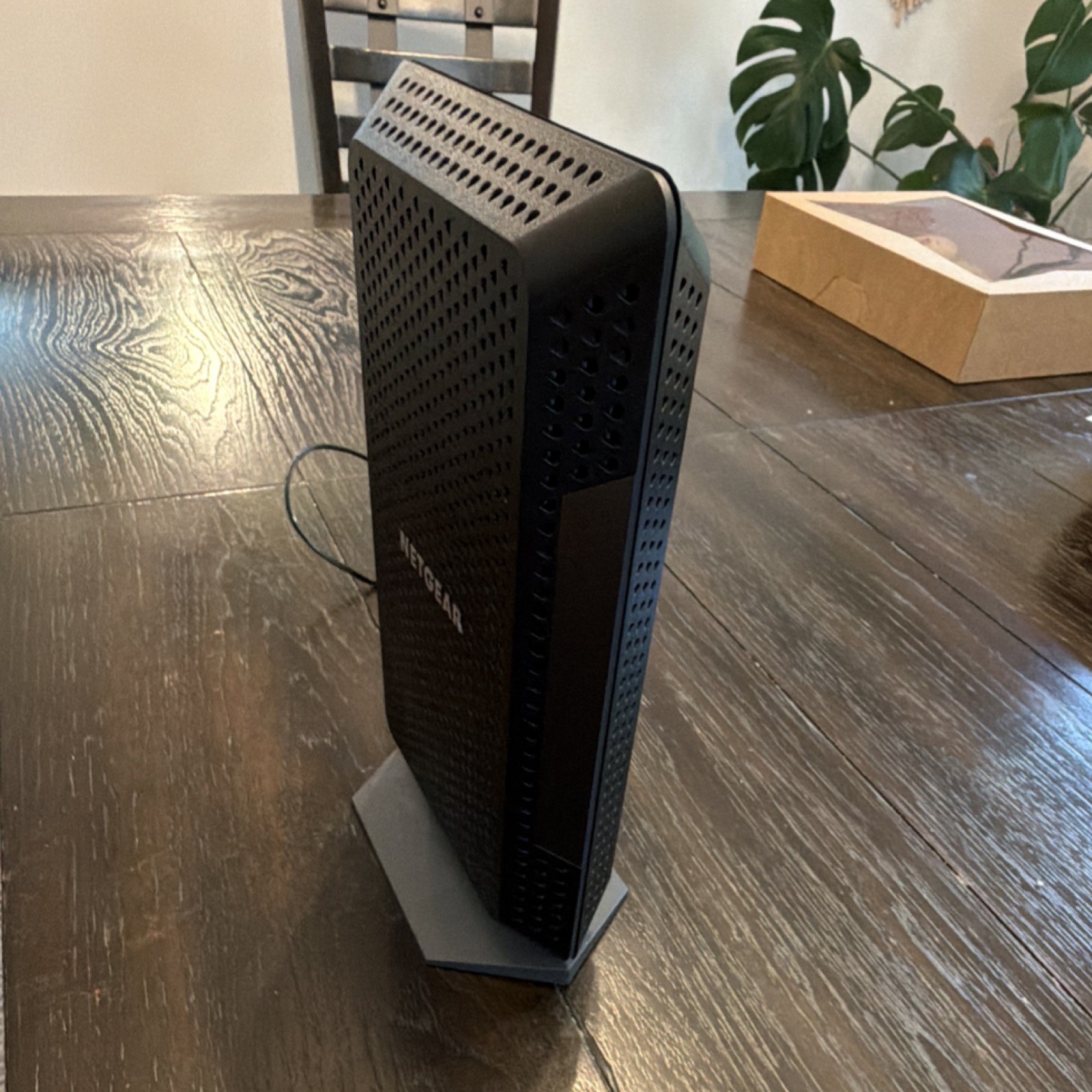 NETGEAR Nighthawk CM1200 DOCSIS 3.1 Cable Modem 1.2Gbps 4xGbE Black
