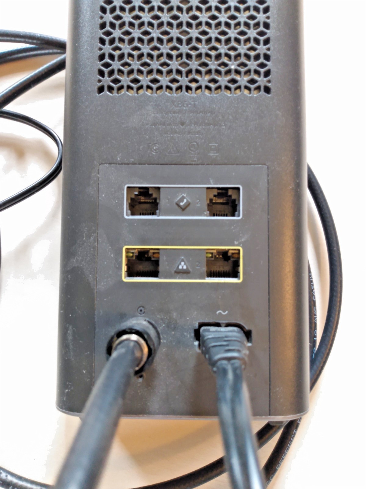 Xfinity XB6-T CGM4140COM WiFi Router & Cable Modem – w/ Power & Coax Cable