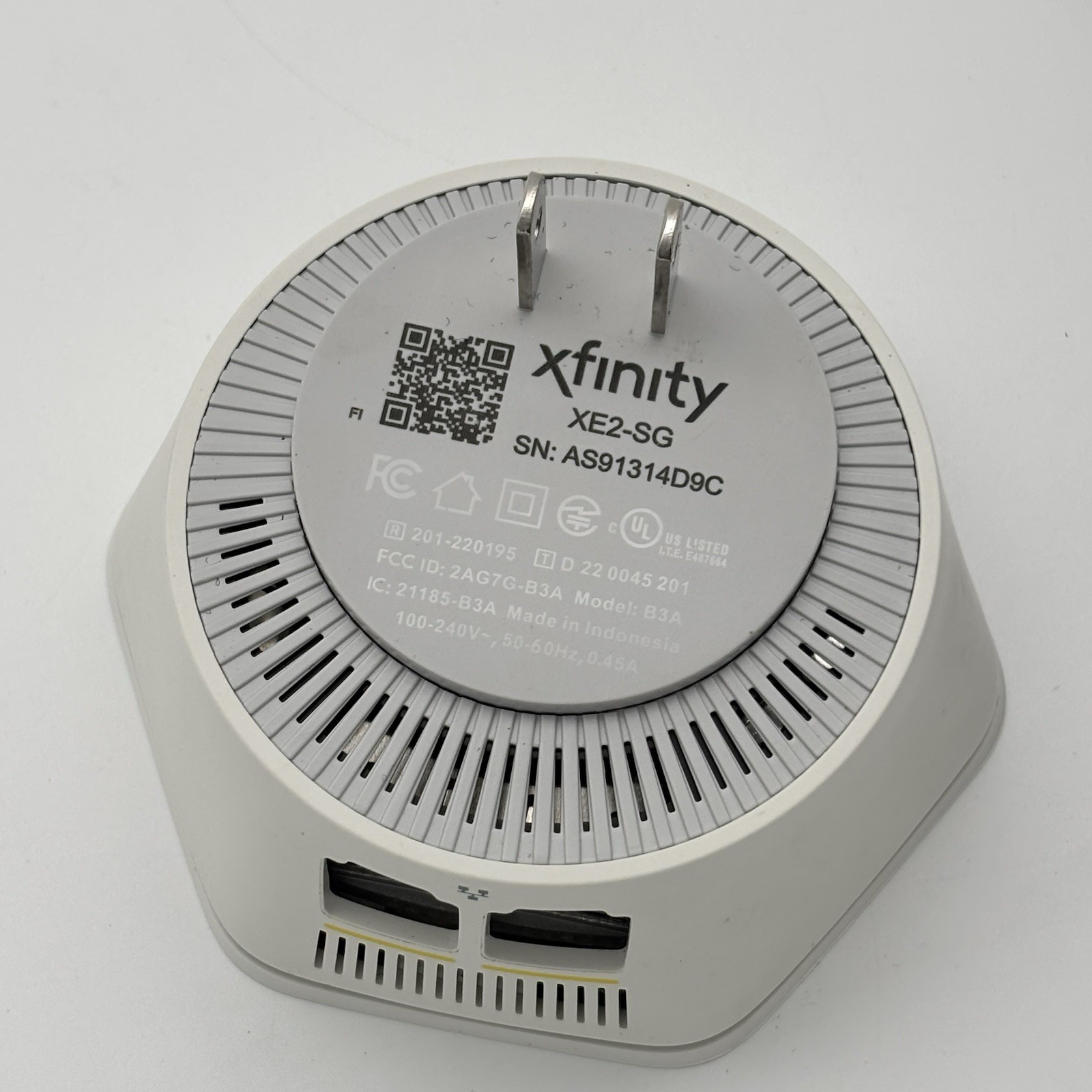 Xfinity xFi Pod 2nd Gen XE2-SG WiFi Range Extender Mesh Router w/ Original Box