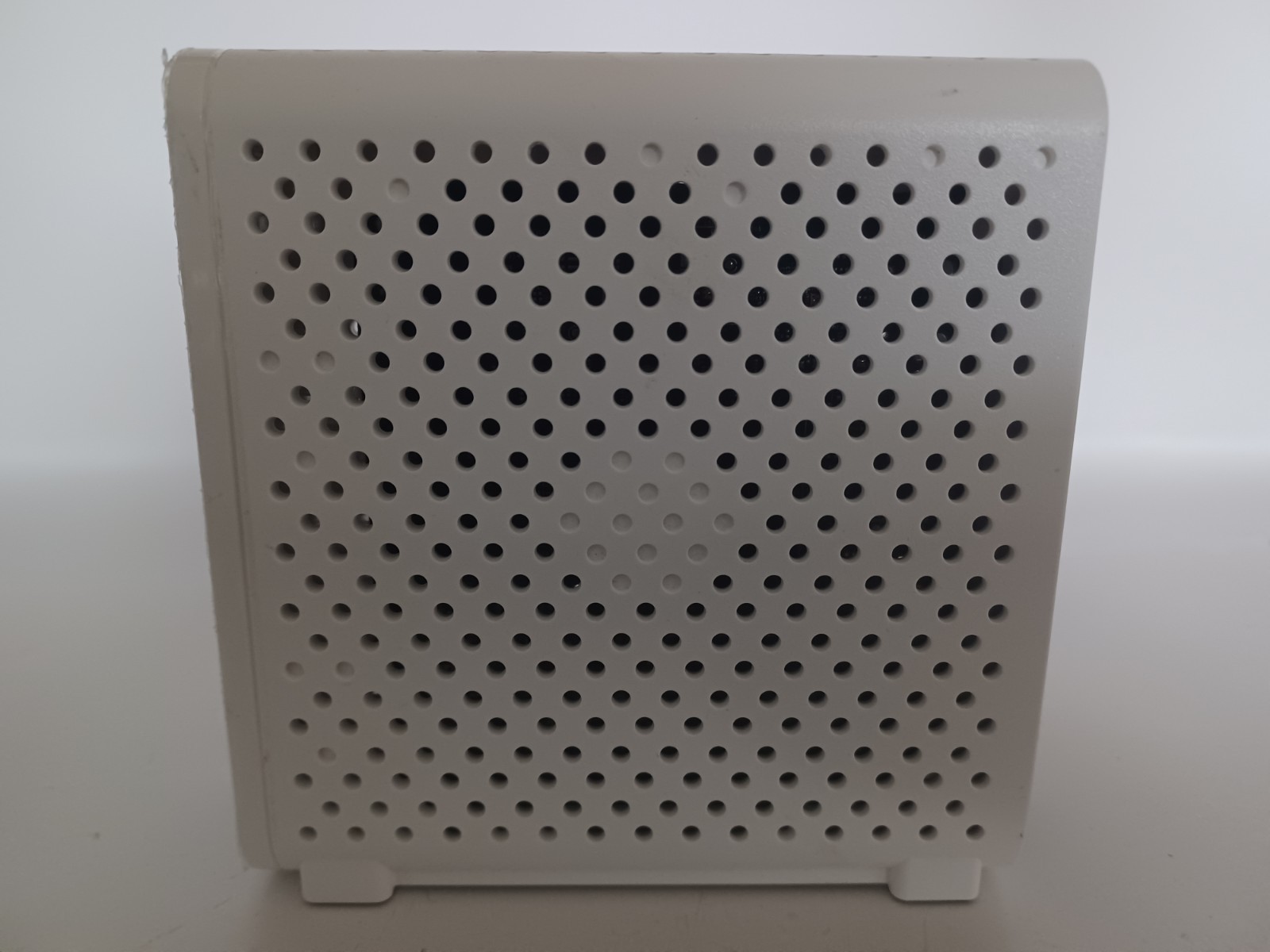 ARRIS SURFboard SB6183 DOCSIS 3.0 Cable Modem White No Power Cable