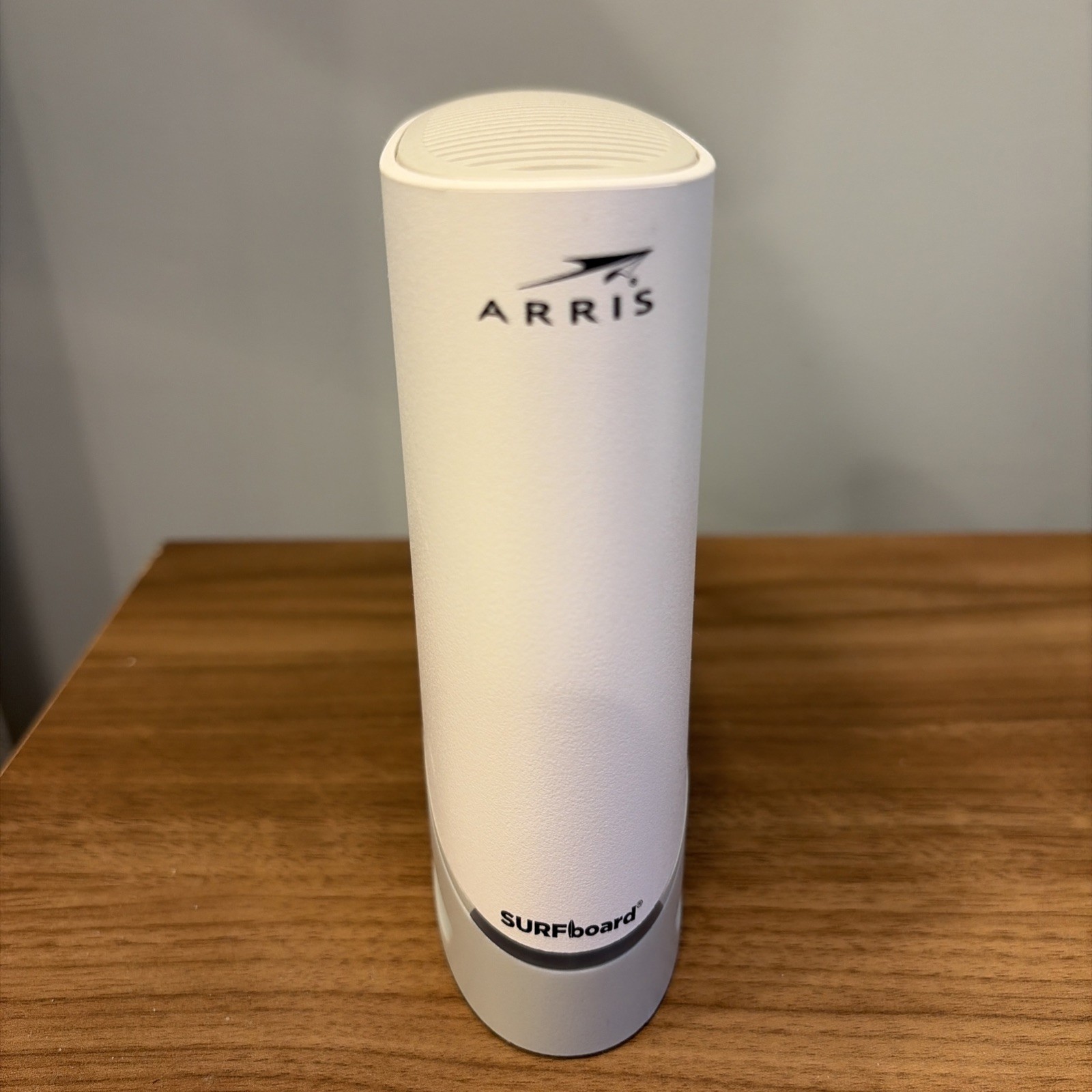 Arris Surfboard S33 Docsis 3.1 Multi-gigabit Cable Modem w/2.5 Gbps Ethernet
