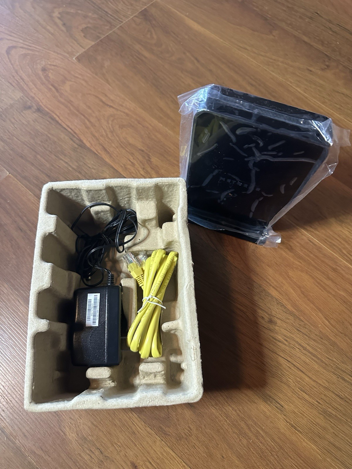 NETGEAR Cm500-1aznas 16×4 DOCSIS 3.0 Cable Modem Max Download Speeds of 680mbps