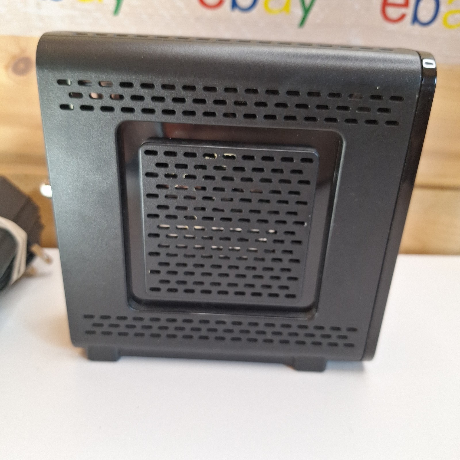 Motorola Surfboard SB6121 WiFi Cable Modem Black (575186-017-00) TESTED