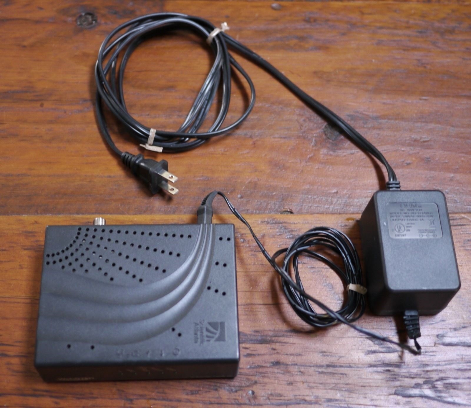 WEBSTAR Scientific-Atlanta DPC2100 Cable Modem + Power AC Adapter Plug