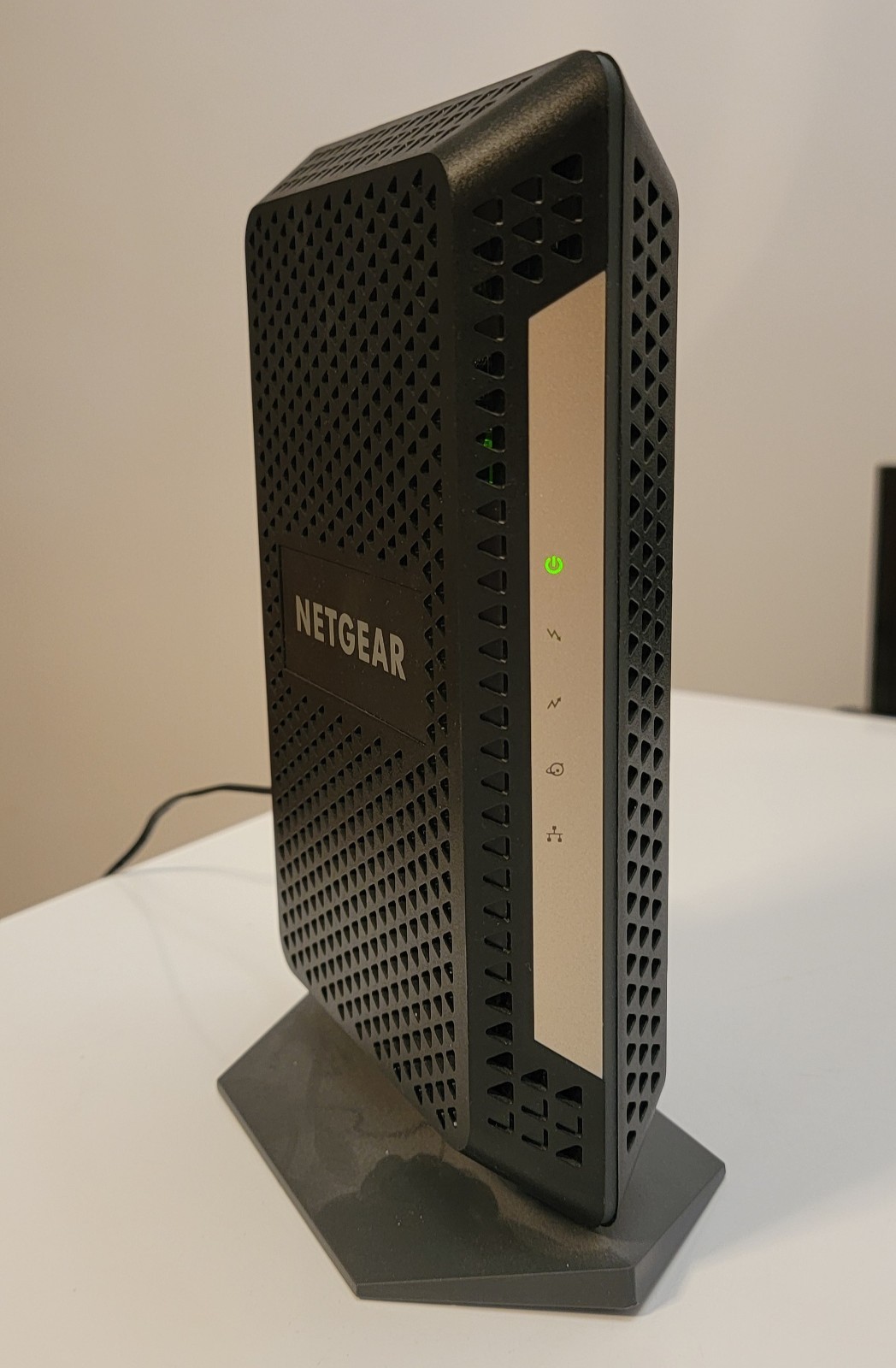 Netgear CM1000 DOCSIS 3.1 Gigabit Speed Cable Modem Black Tested Works Great!