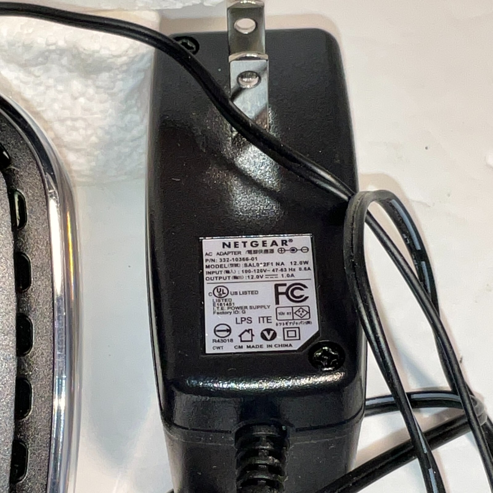 NETGEAR CM400 Cable Modem – Pre-Owned – GC