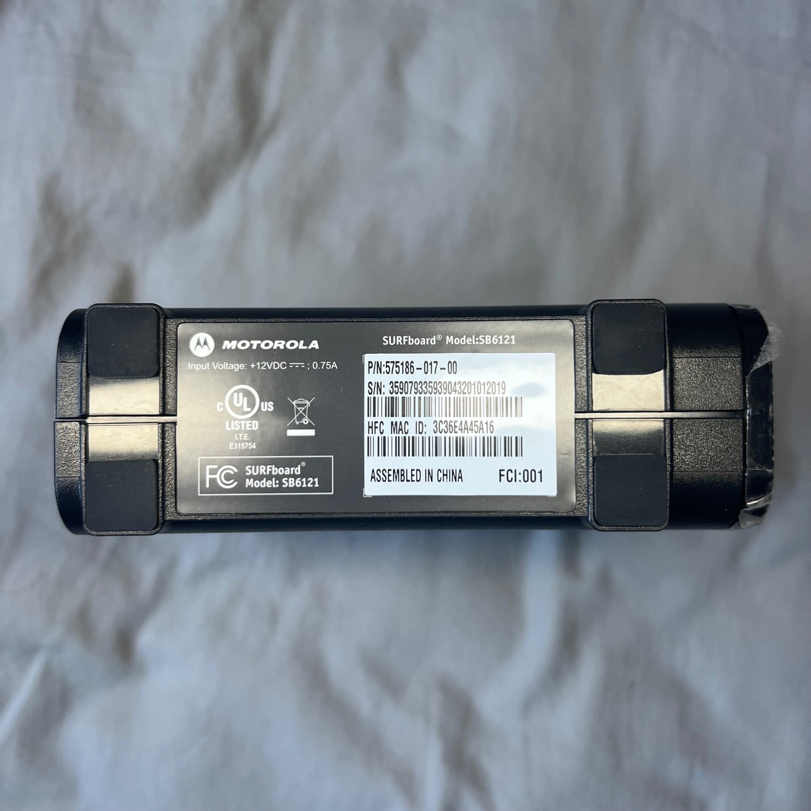 Motorola SURFboard Extreme Cable Modem DOCSIS 30 SB6121 Black Open Box