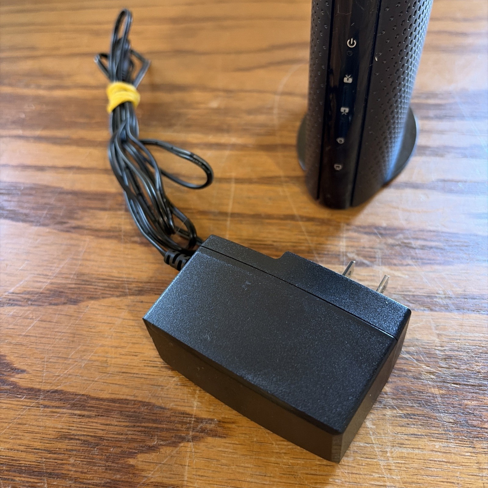 TP-Link TC-7610 343Mbps DOCSIS 3.0 High Speed Cable Modem Black – Free Shipping!