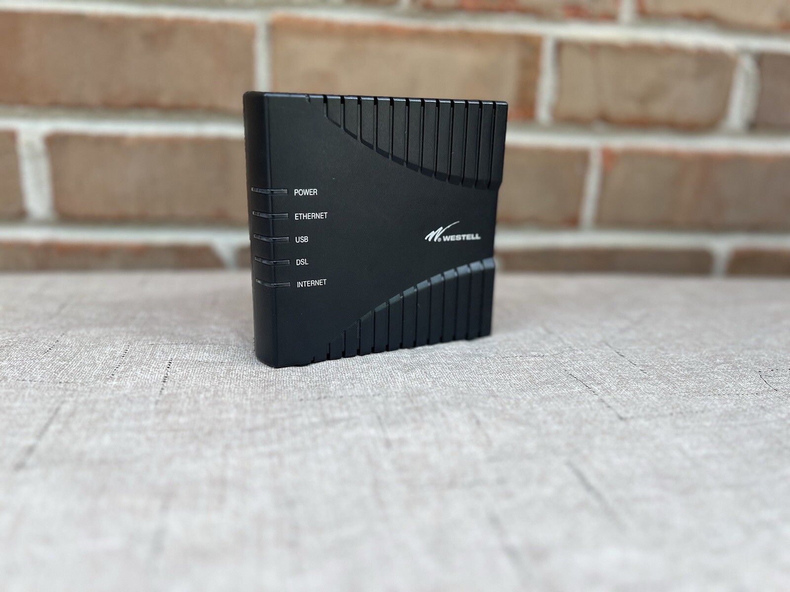 Westell DSL Modem C90-610030-06