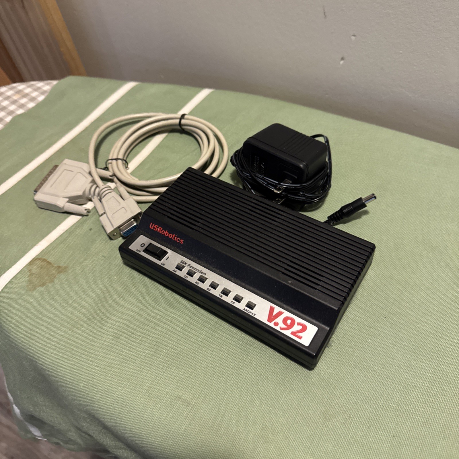 US Robotics 56K V.92 Fax Modem 5686G 64-005686-06R