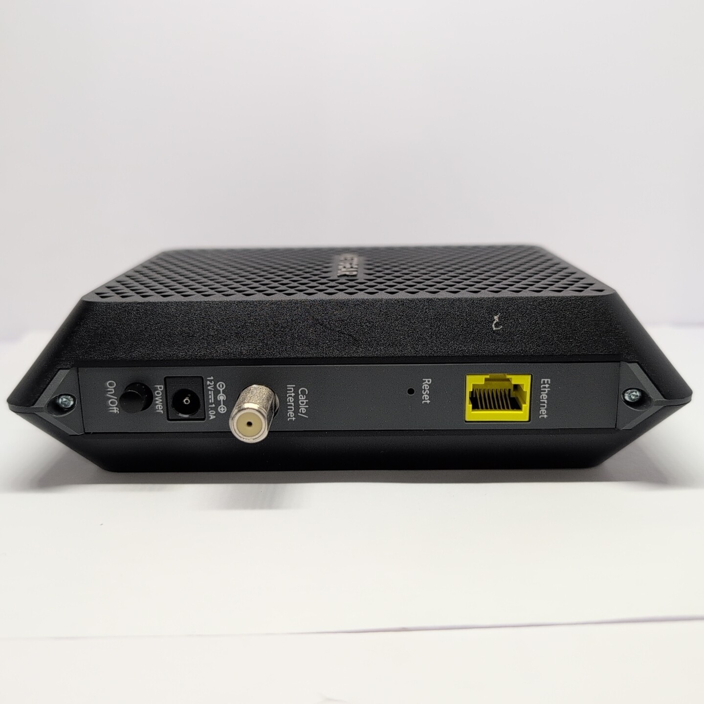 NETGEAR DOCSIS 3.0 32X8 High Speed Cable Modem – Model CM700