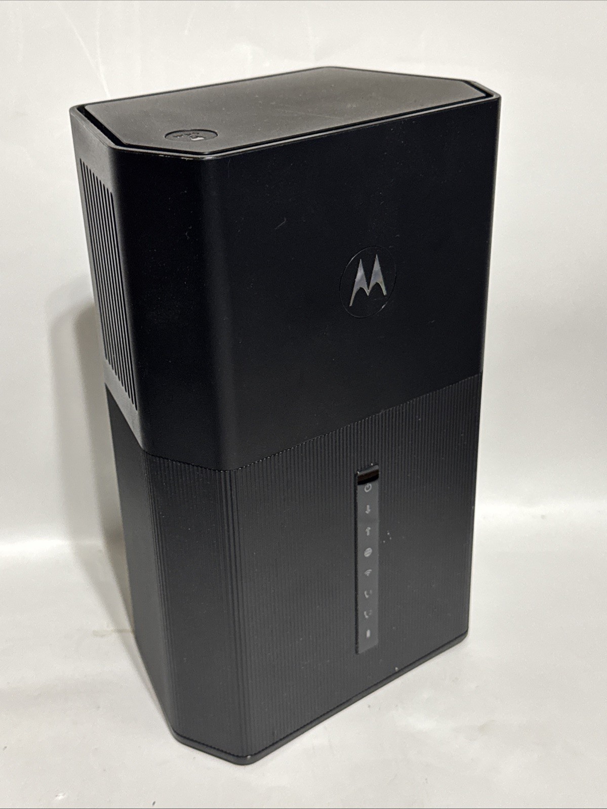 Motorola MT8733 WiFi 6 Router AX6000 Multi-Gig Modem 2 Phone Ports No Power Cord