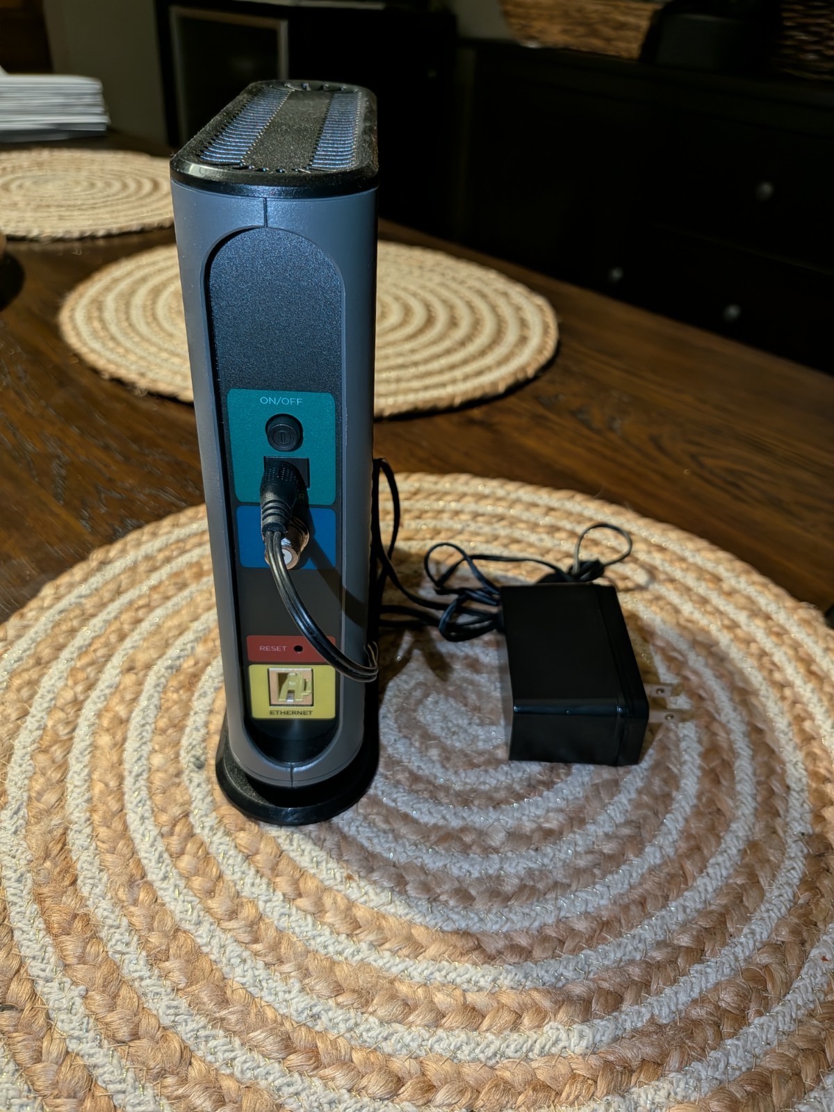 Used Motorola 24×8 cable modem model mb7621