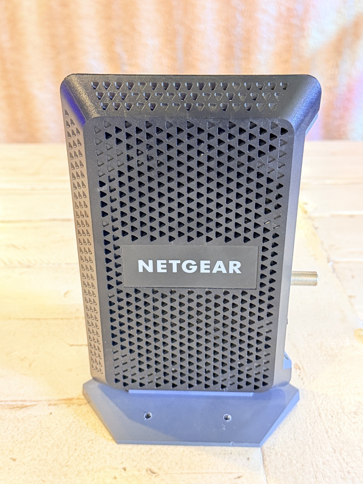 NETGEAR CM1000 DOCSIS 3.1 Cable Modem Gigabit Xfinity Spectrum Cox w/ OEM Power