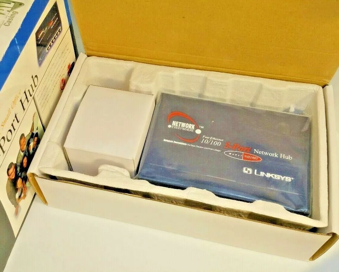 Modem LINKSYS Fast ethernet 10/100 NH1005/NH1005 RQAUS1 5 Port Hub.