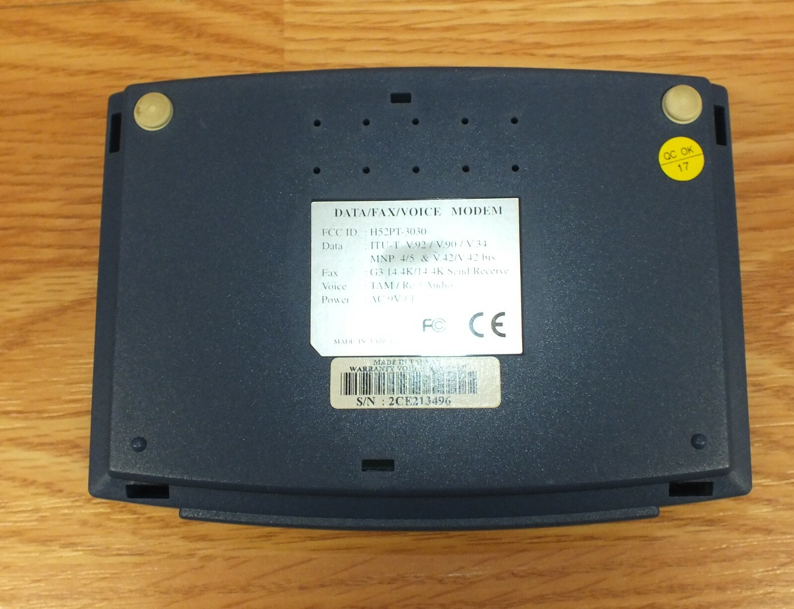 Unbranded (H52PT-3030) Exterrnal Data/Fax/Voice Modem With Power Supply
