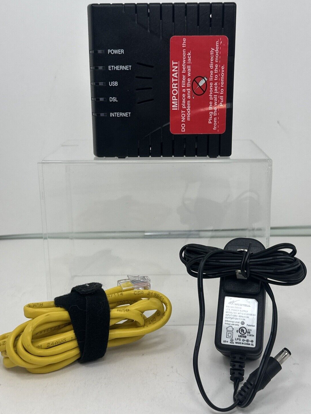 Westell 6100 DSL2 Internet Router Model E90-610015-06 w/ AC Adapter and Cat5