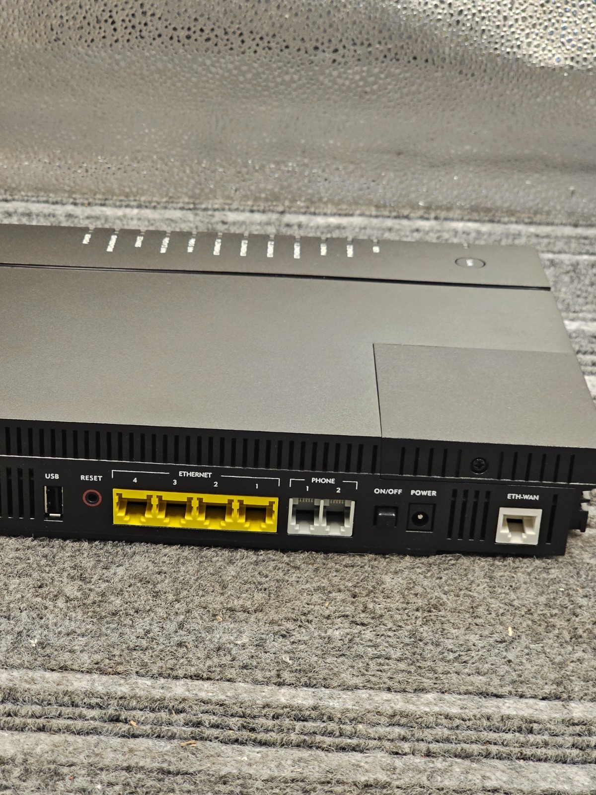Calix 844E-1, 100-04015 13 GigaCenter Wireless 2.4GHZ 5G Dual WiFi Router Modem