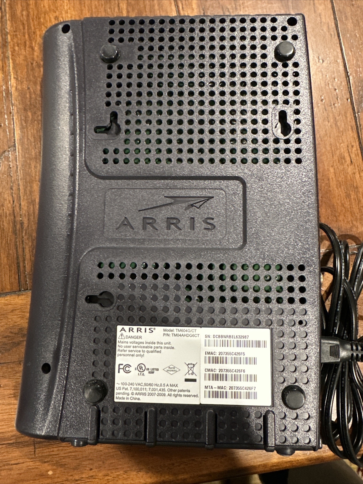 ARRIS TM604G Cable Touchstone Telephony Modem Model TM604G/CT L1-11 w Power cord