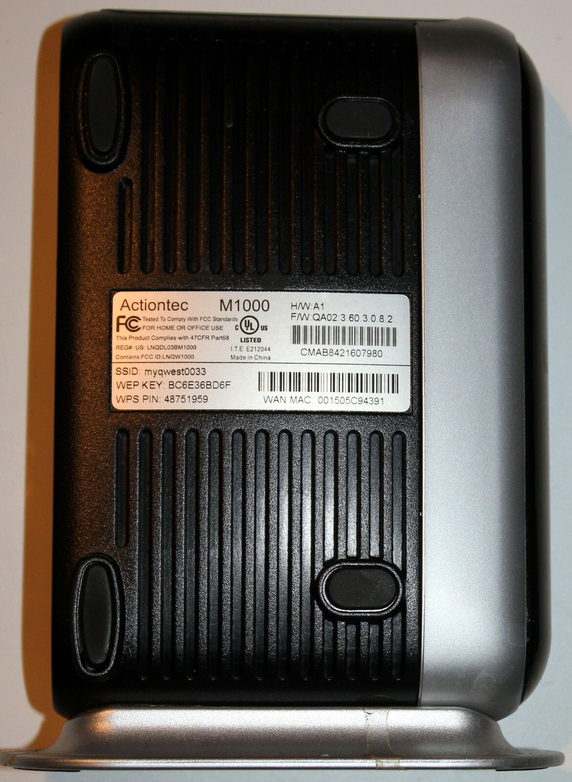ACTIONTEC M1000 DSL Modem and power supply