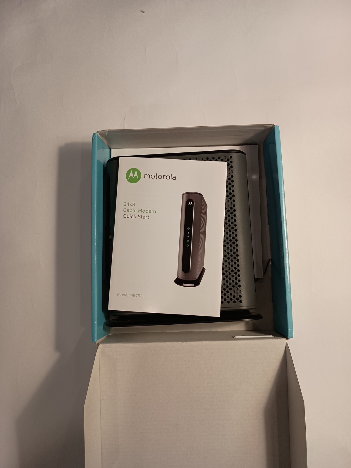 Motorola Cable Modem 24×8 Model MB7621 DOCSSIS 3.0, 1,000+Mbps, Working