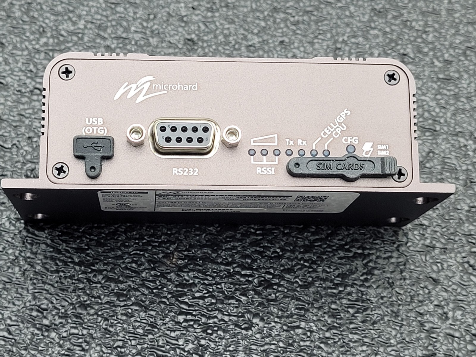 Microhard IPn4Gii-NA 4G LTE Dual SIM Dual Ethernet Serial USB Gateway POE