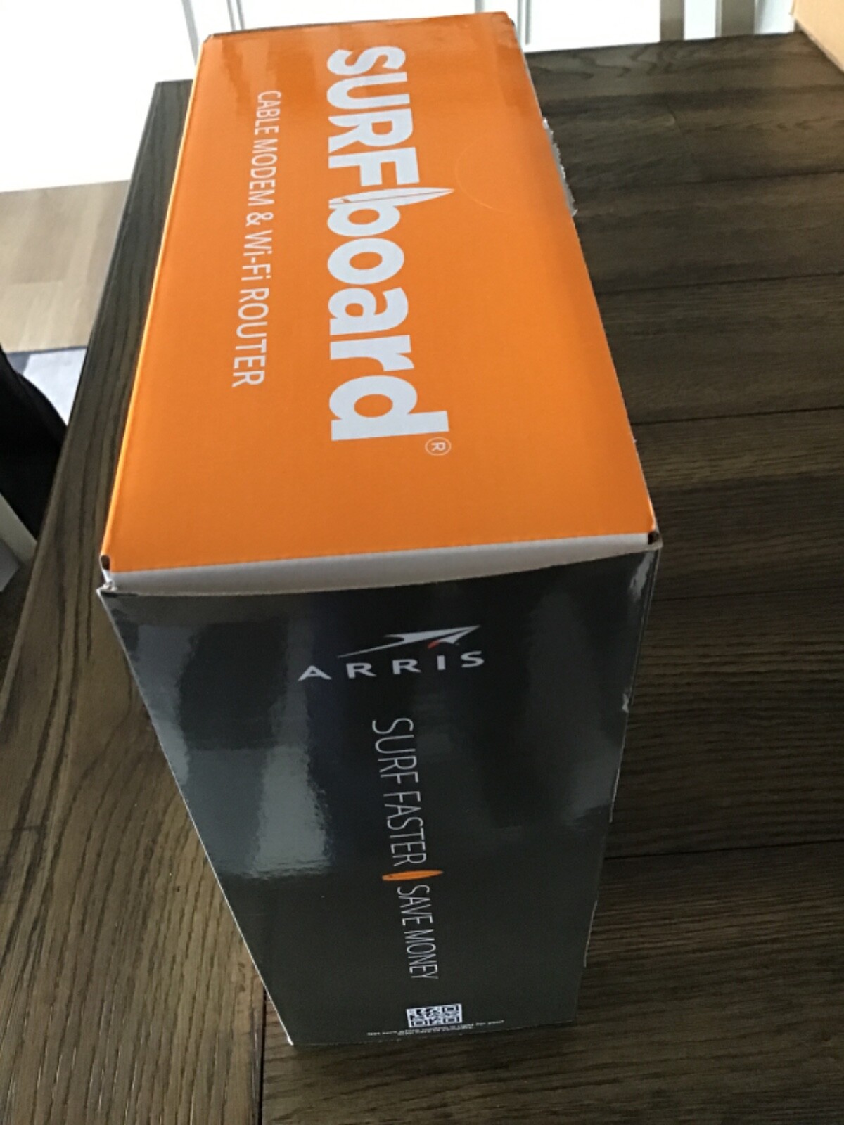 Arris Surfboard SBG7600AC2 DOCSIS 3.0 Cable Modem & AC2350 Dual-Band Wi-Fi