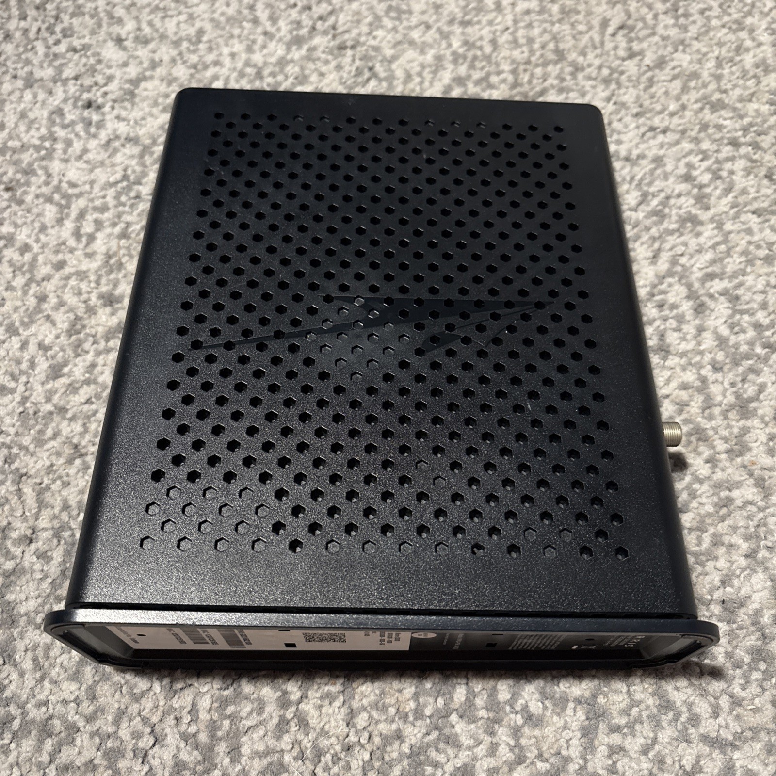 ARRIS SBG8300 DOCSIS 3.1 Gigabit Cable Modem Wi-Fi Router (No Cord) (UNTESTED)