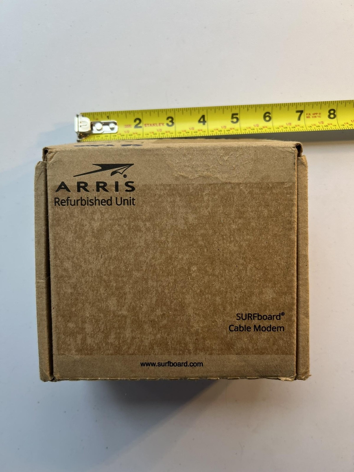 Arris SURFboard SB8200 DOCSIS 3.1 Cable Modem 2-Port Gigabit White Used