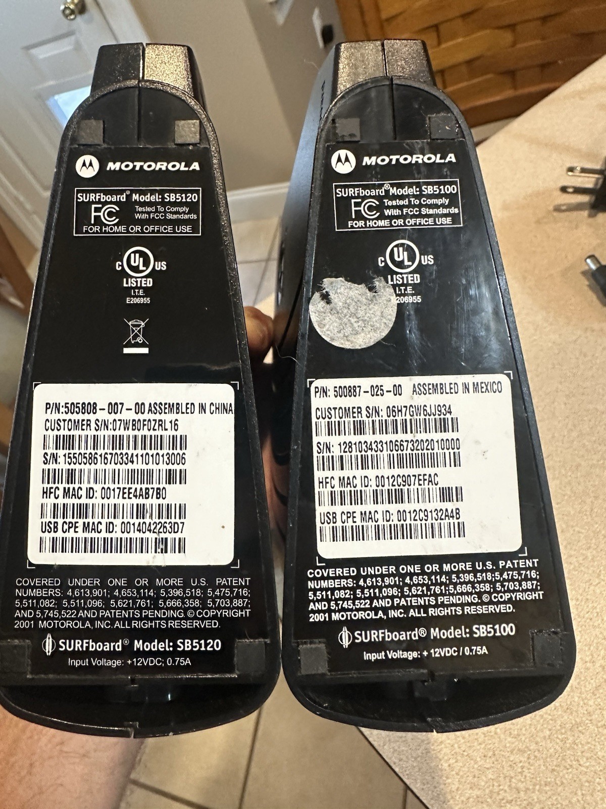 2 x Motorola SURFboard Cable Modems Router SB5100 & SB5120 With Power Adapters