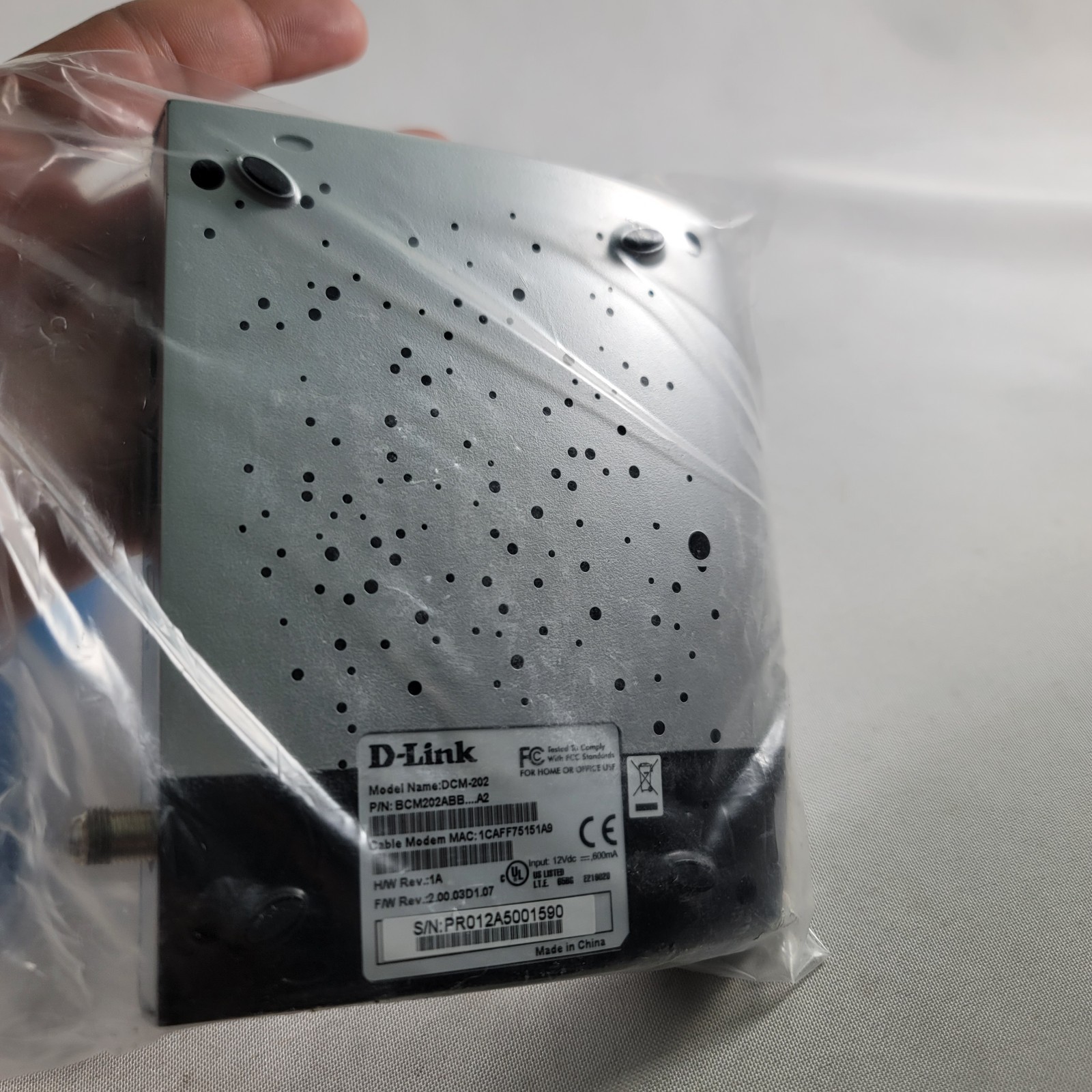 D-Link DCM-202 DOCSIS 2.0 Cable Modem