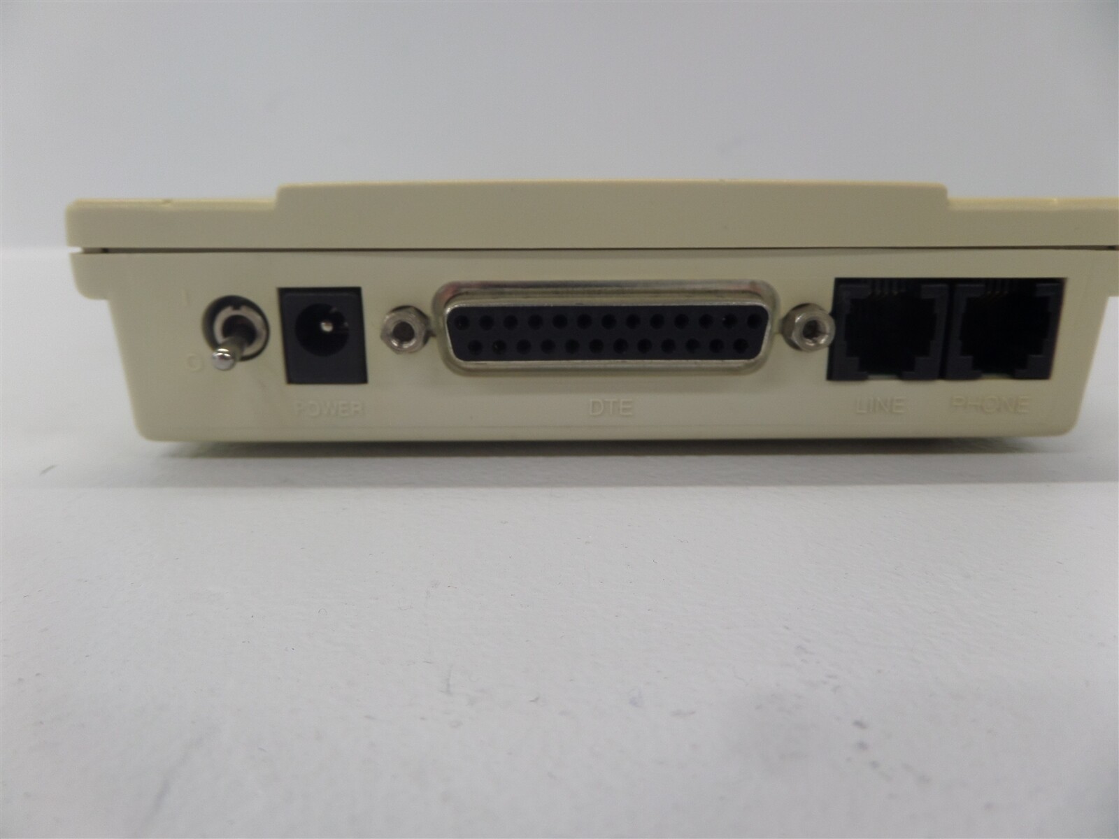 Hayes Accura 56K Fax Modem 03328-A