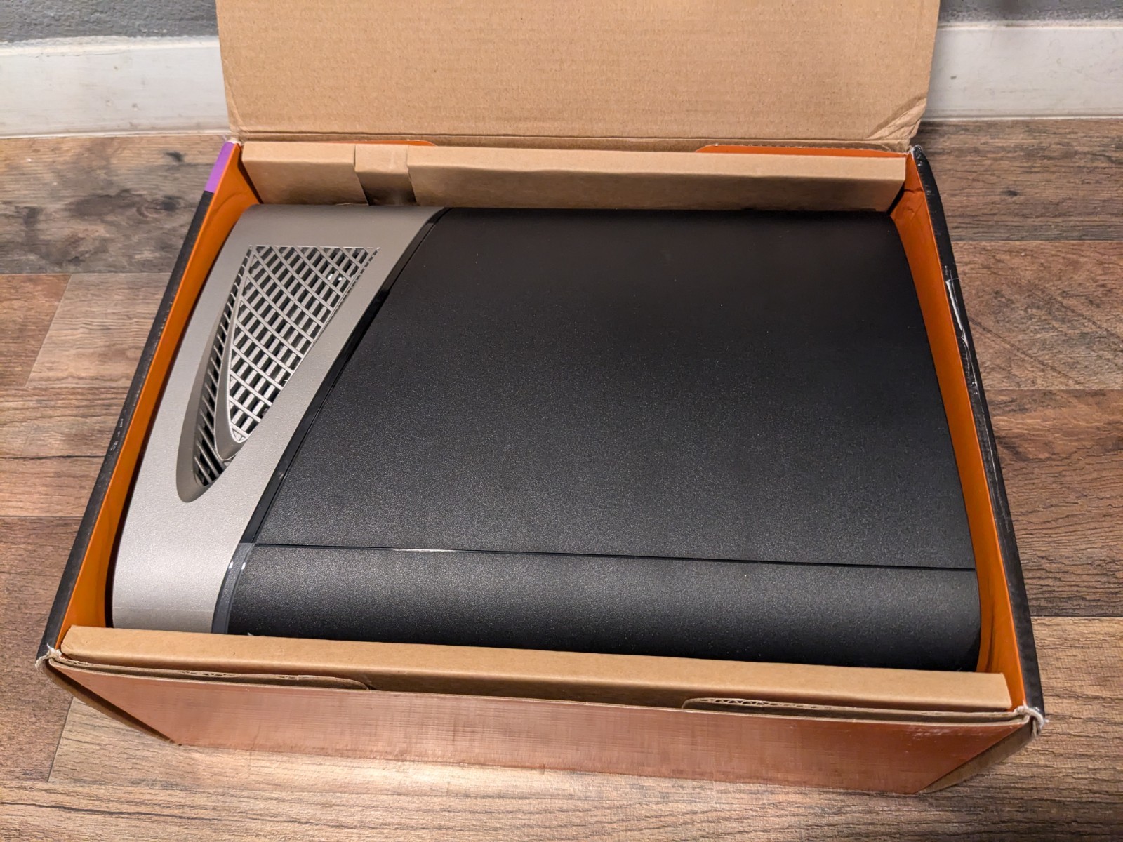 Arris G54 BE18000 WiFi 7 & DOCSIS 3.1 Cable Modem For Parts or Repair! READ!