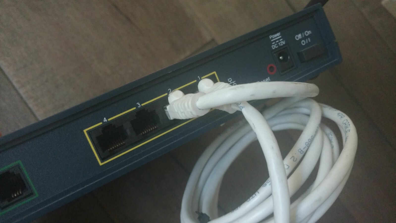 Motorolla Ethernet DSL Wifi router