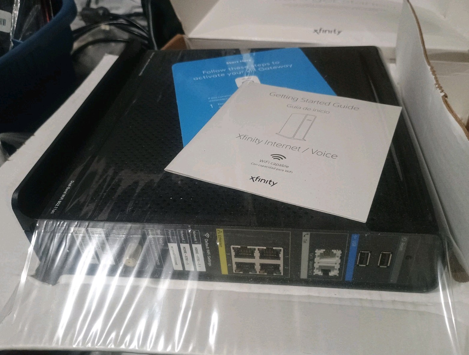 Cisco DPC3941T XB3 Wireless Modem Router DOCSIS 3.0 Voice Gateway – XFINITY New