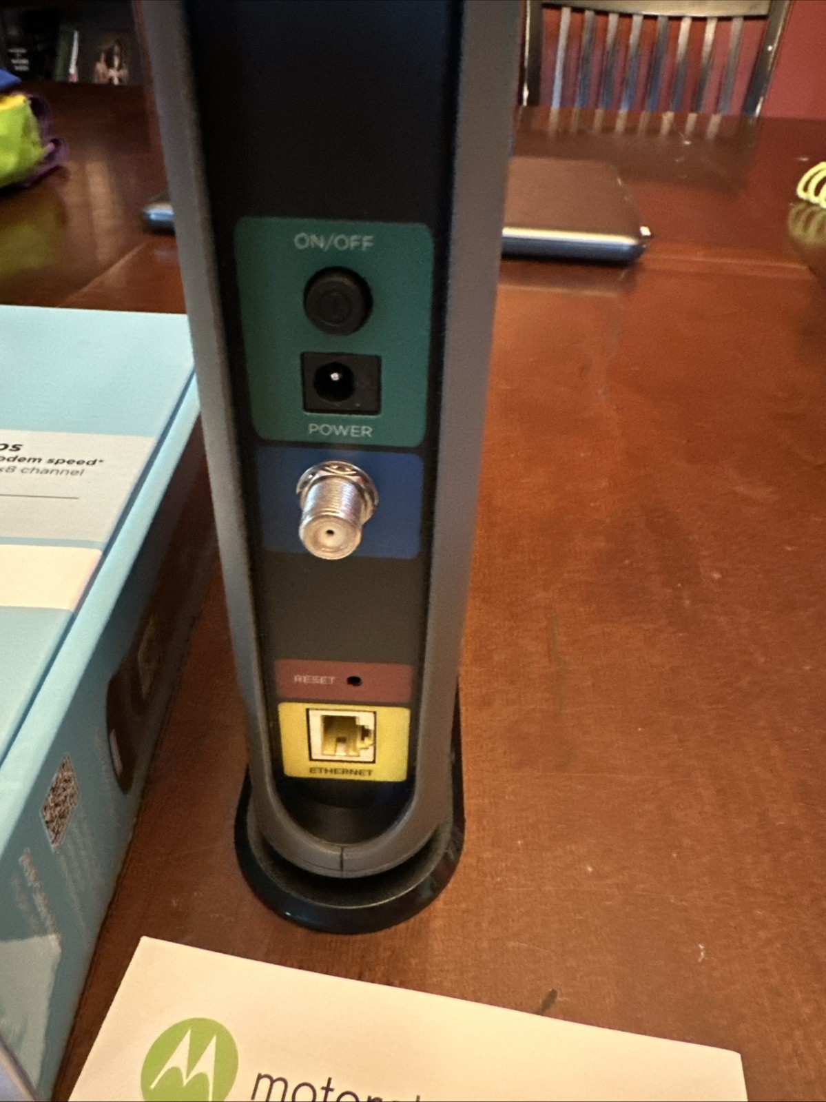Motorola 24×8 Cabel Modem Model MB7621 DOCSIS 3.0 – New/Open Box