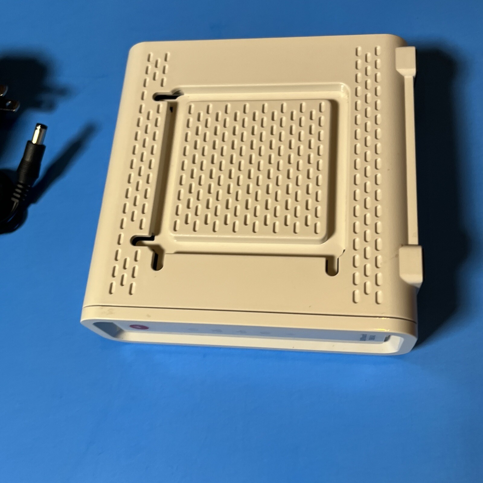 Motorola ARRIS SURFboard SB6141 Docsis 3.0 Cable Modem