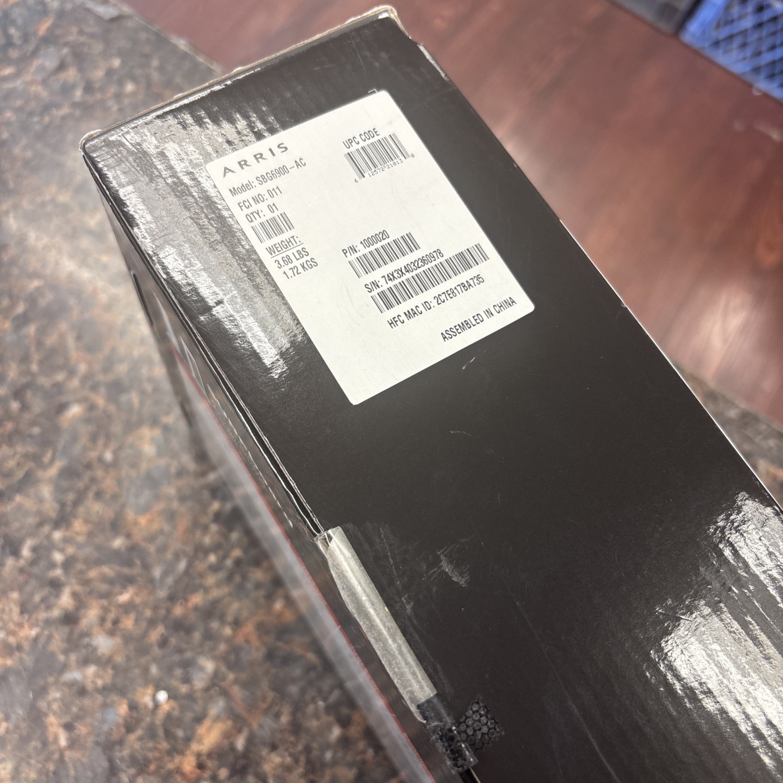 ARRIS SURFboard SBG6900AC Docsis 3.0 Cable Modem & AC1900 Wi-Fi Router in Box