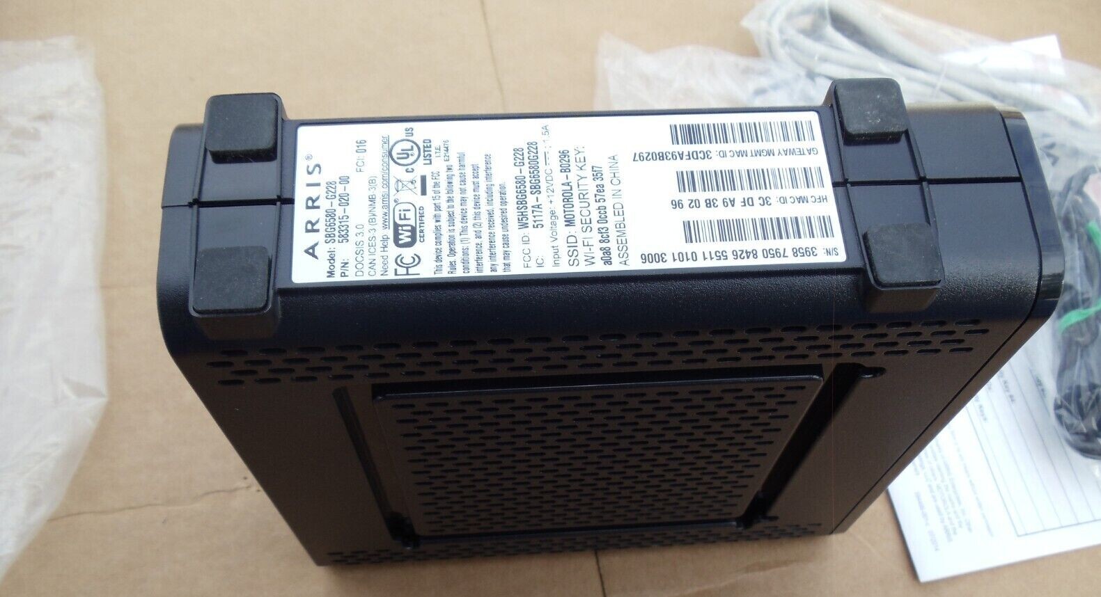 Motorola Arris Surfboard Modem/WiFi Router N300 Dual Band Model SBG6580