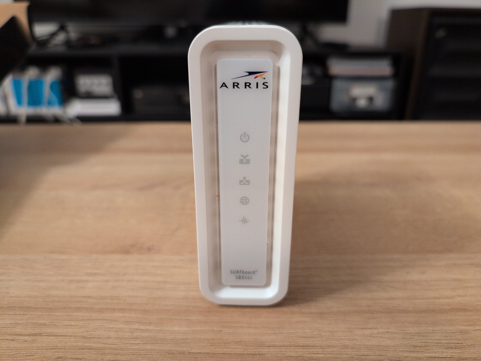 Motorola ARRIS SURFboard SB6141 343Mbps 8×4 DOCSIS 3.0 Cable Modem